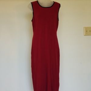 Leslie Fay sleeveless knit dress fitted